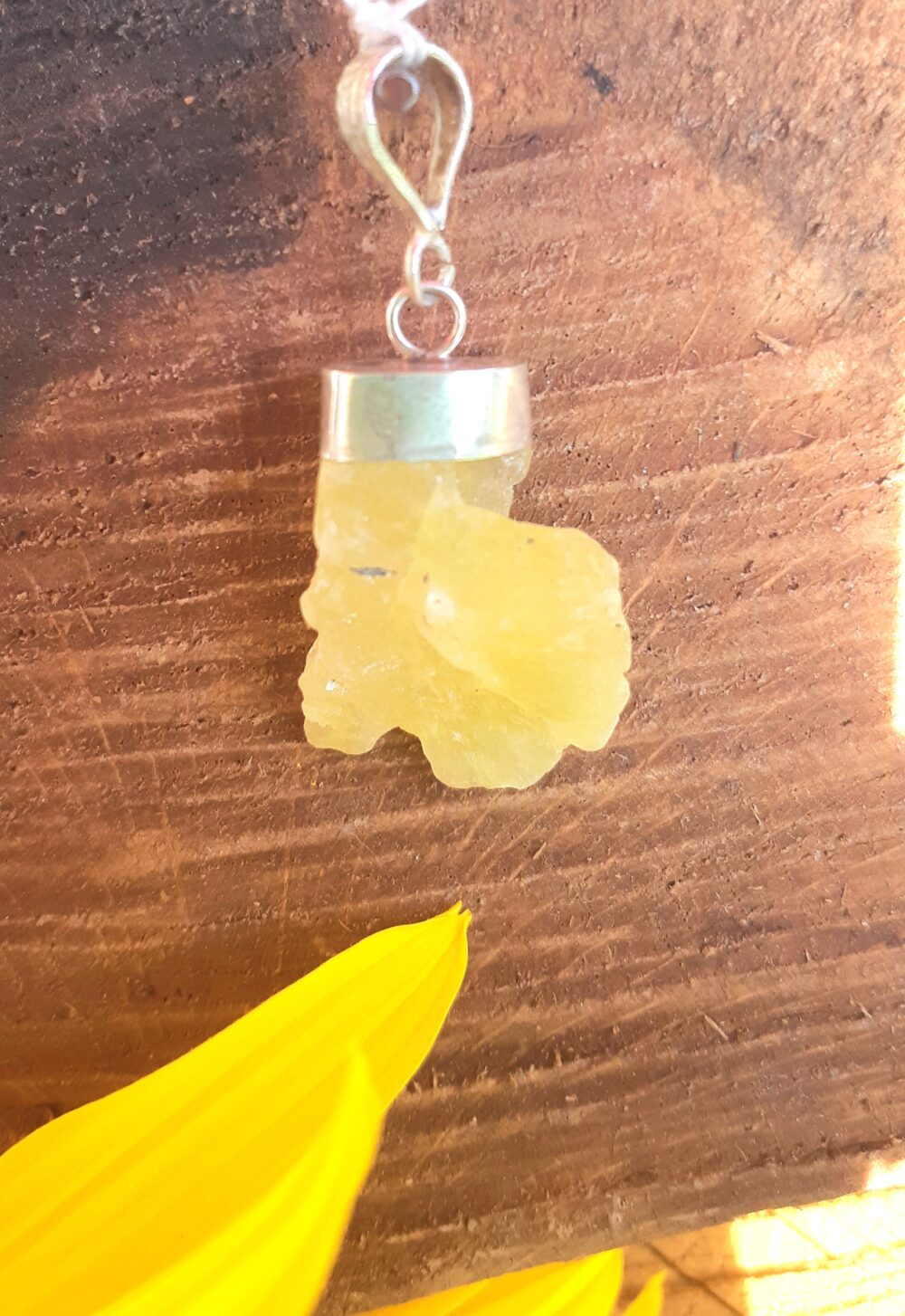 Pendentif en BRUCITE