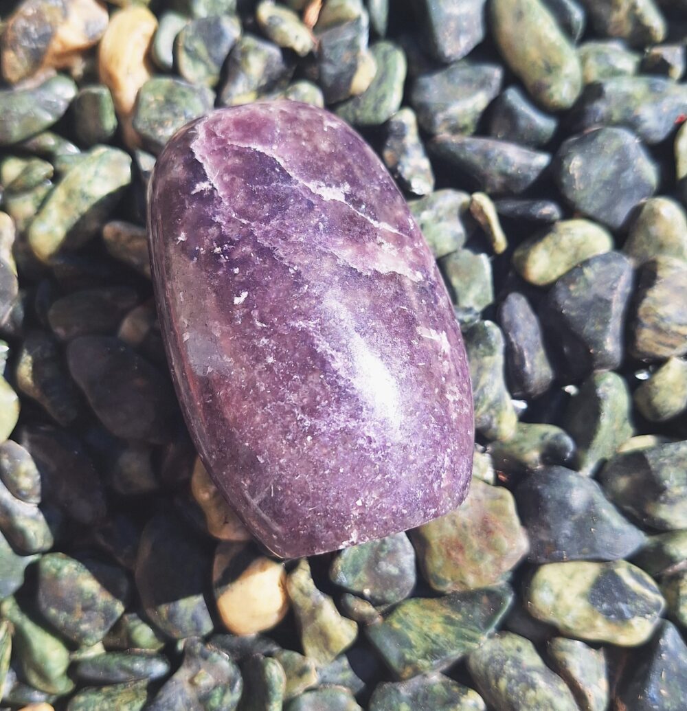 forme libre de Lépidolite – Image 2