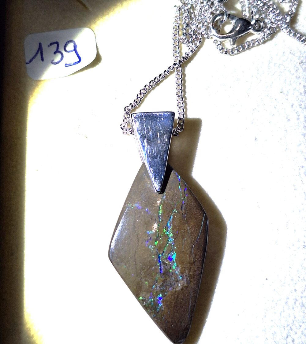 Pendentif Opale Boulder